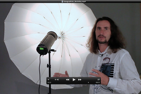 Video - Studiové deštníky